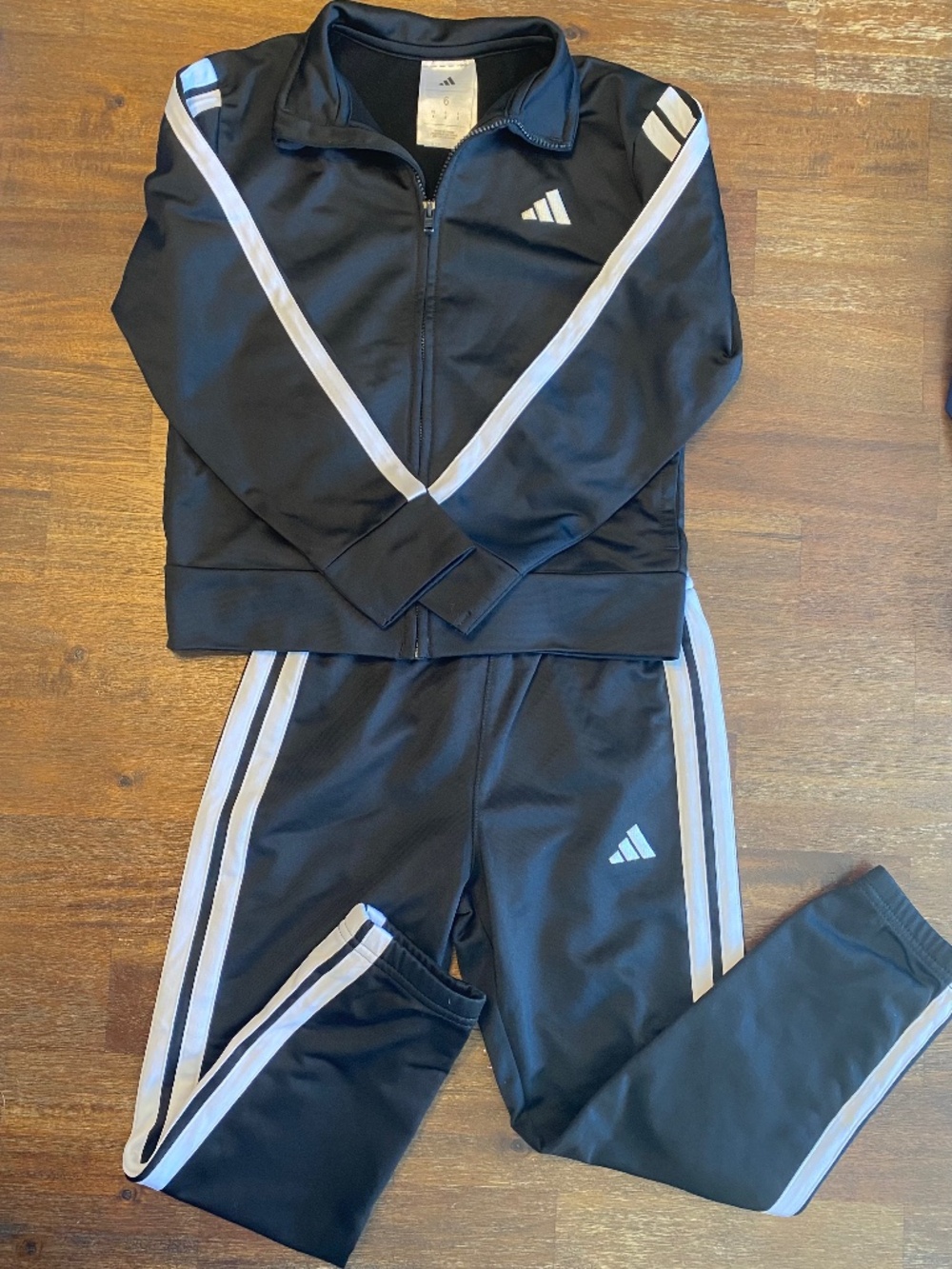 Adidas Kids Size 6 Matching Track Suit Set Jacket & Pants
